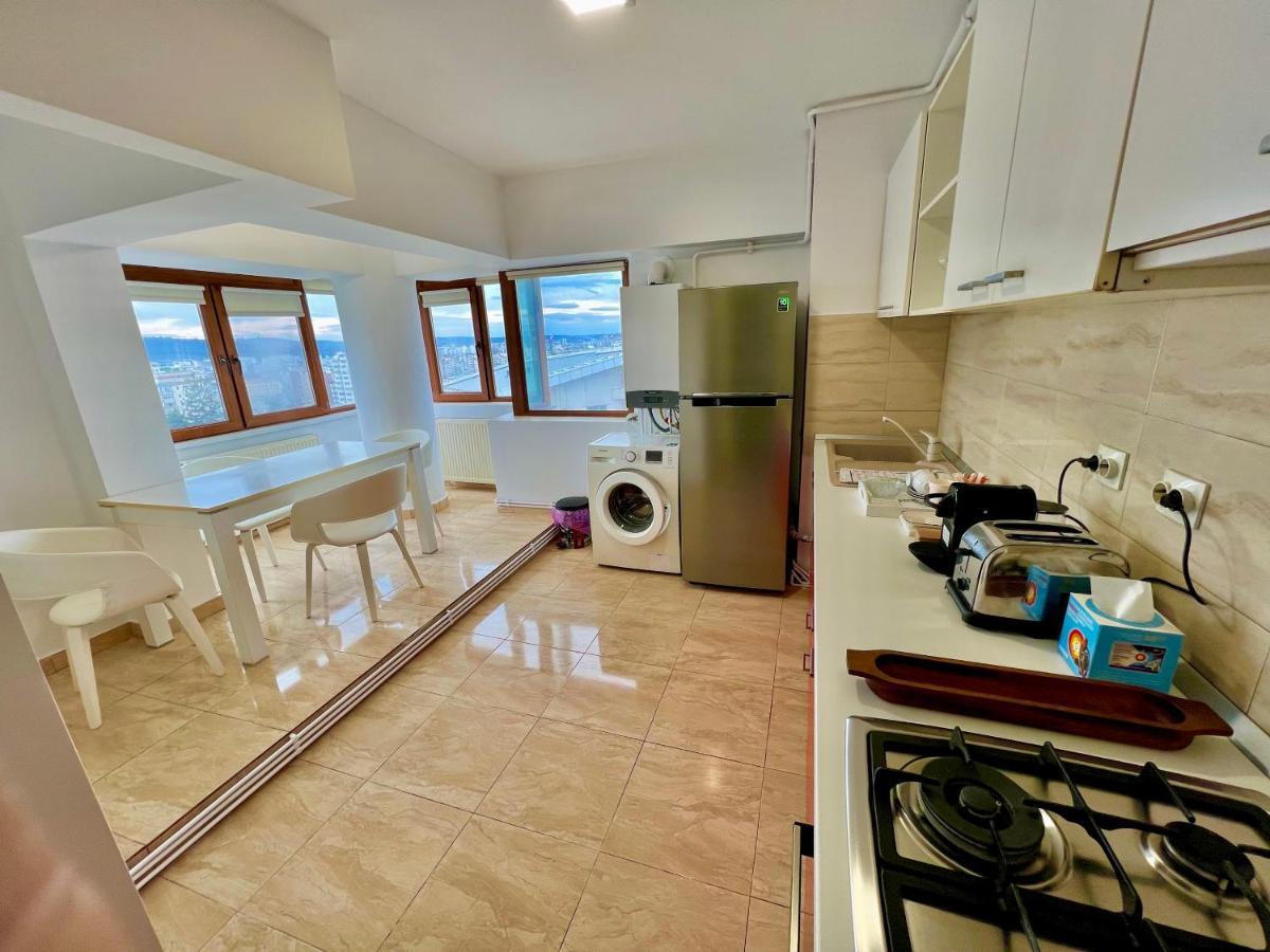 Appartement Mnm Lapusneanu à Iasi Extérieur photo
